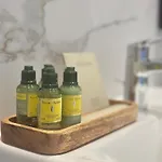 Hoff Wellness & 4*