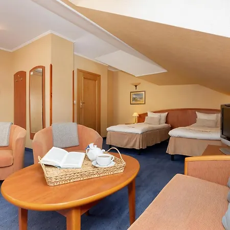 Hoff Wellness & 3*