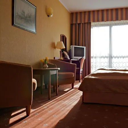 Hoff Wellness & Bed & Breakfast 4*