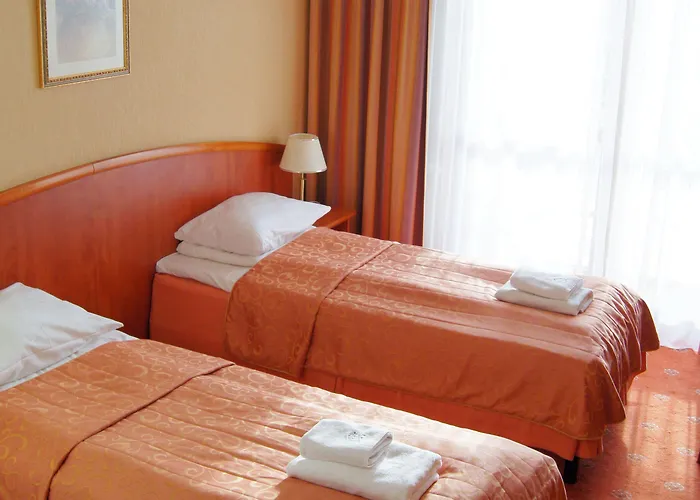 فندق مبيت وإفطار Hoff Wellness & 4*