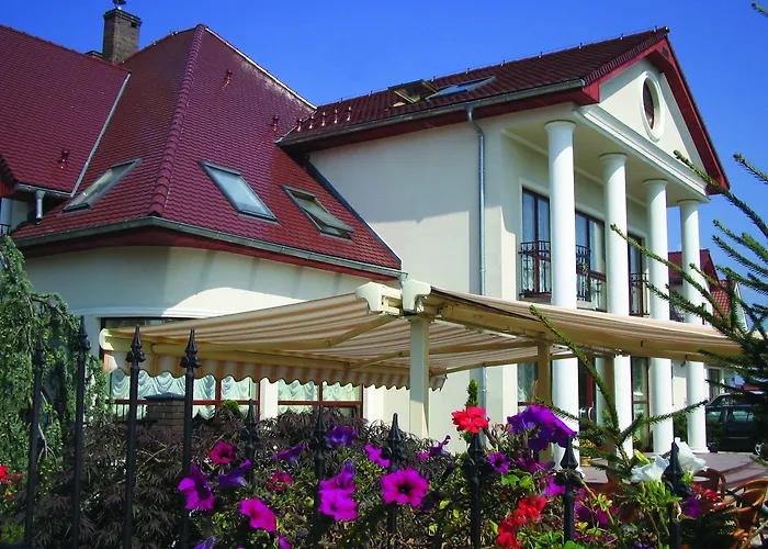 Hoff Wellness & Panzió Trzęsacz